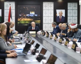 مجلس الوزراء يطالب بتكثيف الدعم الإغاثي لغزة والضفة