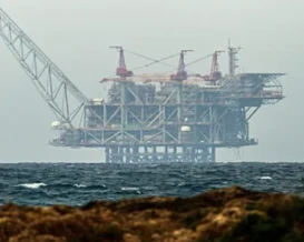 اسرائيل توقف ضخ الغاز لمصر على خلفية الحرب مع إيران