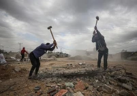 70 مليون شيكل لتمويل العمال.. استثناء عمال غزة من برنامج "بادر"  يثير الانتقادات