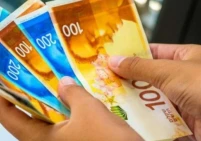 سلطة النقد توعز للبنوك بخصم أقساط القروض من رواتب الموظفين