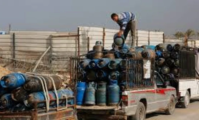 دخول 4 شاحنات غاز إلى غزة.. والهيئة تعلن الكشوفات وآلية التوزيع