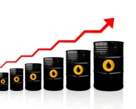 ارتفاع أسعار النفط مع تراجع آمال وقف الحرب في الشرق الأوسط