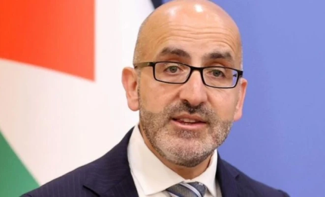 وزير المالية يعلن استعادة  4.2 مليون شيكل من الأموال العامة المنهوبة