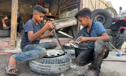 3 سنوات دون إطارات جديدة.. كيف تتحرك السيارات في غزة؟