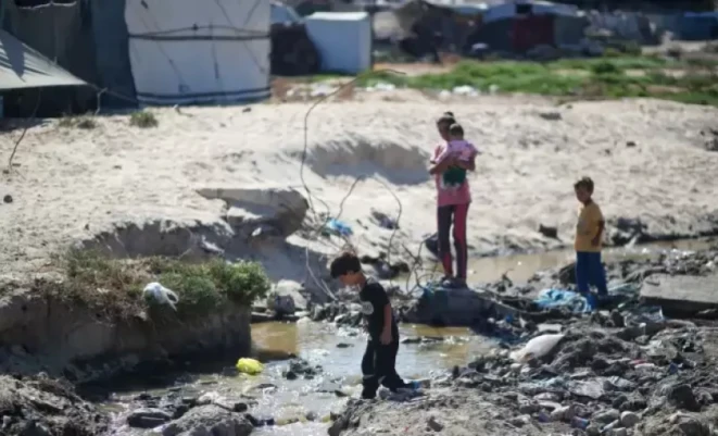 مصلحة مياه الساحل تطلق نداءً عاجلاً لإنقاذ منظومة المياه والصرف الصحي في غزة