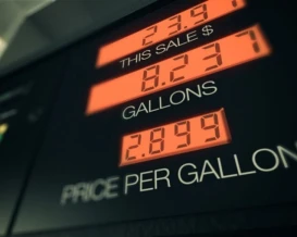 لكبح أسعار الوقود.. أمريكا تضخ 45 مليون برميل من الاحتياطي النفطي