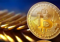 بعد أسبوع من التقلبات الحادة..  بيتكوين تستقر فوق مستوى 70 ألف دولار