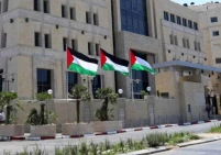 الحكومة برام الله تعلن عن رزمة تسهيلات للموظفين