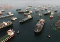 6 سفن عبرت مضيق هرمز يوم الخميس