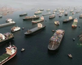 6 سفن عبرت مضيق هرمز يوم الخميس