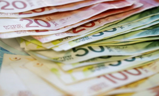 التنمية الاجتماعية تصرف 500 شيكل لفئة الأرامل في غزة