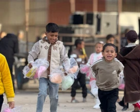 أزمة "الفكة " تحرم الأطفال من فرحة عيد الفطر في غزة...!