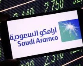 أرامكو تخفض الإنتاج في حقلين نفطيين