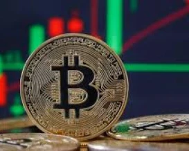 بيتكوين تتراجع إلى أقل من 67 ألف دولار