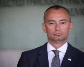 ملادينوف: عملية إعادة الإعمار تتطلب نزع سلاح حركة حماس