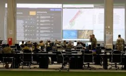 تفاصيل جديدة حول قضية تهريب بضائع إلى غزة.. شبهات بتورط عناصر أجنبية في المقر الأمريكي