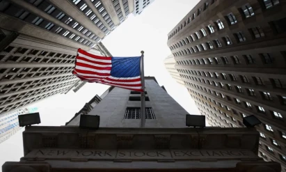 بنوك أمريكا تسجل أرباحا تتجاوز 295 مليار دولار في 2025