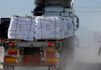 دخول 205 شاحنة تجارية و70 شاحنة مساعدات إلى غزة الإثنين