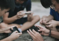 بسبب إدمان المستخدمين.. القضاء الأميركي يبدأ محاكمة شركات تكنولوجيا