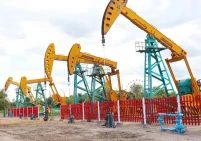 النفط يسجل أكبر خسارة أسبوعية منذ 2022