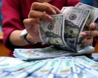 الدولار يستقر رغم التوتر في الشرق الأوسط