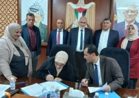 توقيع 25 اتفاقية دعم مشاريع لمزارعين بقيمة نحو 1.2 مليون