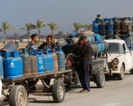 دخول 4 شاحنات غاز إلى غزة