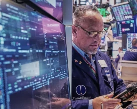 صناديق التكنولوجيا غرّدت منفردة.. سيولة الأسهم العالمية تتراجع بـ6 مليارات دولار