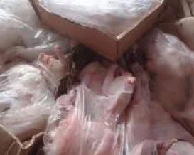 ضبط وإتلاف لحوم ومرتديلا فاسدة في سوق اليرموك بمحافظة غزة