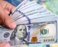 سعر الدولار يقترب من أعلى مستوياته في 2026