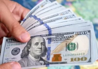 سعر الدولار يقترب من أعلى مستوياته في 2026
