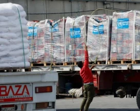 بيع تنسيق المساعدات في غزة.. كيف تحولت إلى سوق للفساد واستنزاف ملايين الشواكل؟
