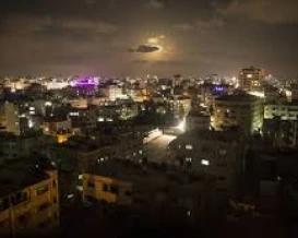 مصر تتجه إلى خفض دعم الوقود والكهرباء