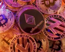 موجة تراجع جماعي تضرب سوق الكريبتو.. بيتكوين تنخفض بعد قفزة قياسية