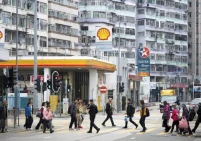 بسبب حرب إيران.. مدينة تسجل أعلى أسعار وقود في العالم