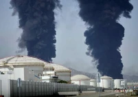 تحليل: ماذا خسرت السعودية وقطر والإمارات خلال شهر من الحرب على إيران؟