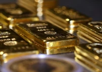 الذهب يستقر قرب 4360 دولاراً